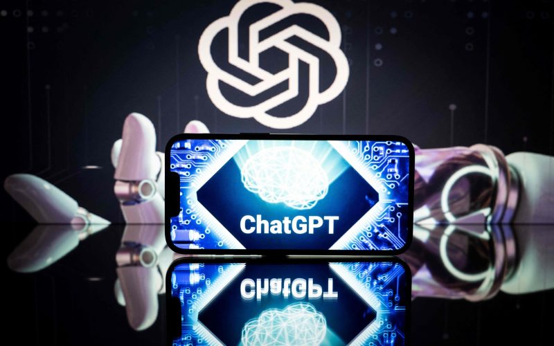 OpenAI inicia publicidade no ChatGPT com foco no Brasil e agências de marketing