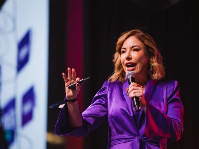 Camila Renaux é uma das 30 principais influenciadoras de marketing no Brasil