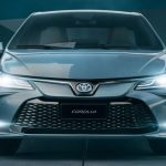 Corolla híbrido tem desconto de R$ 58.695 para taxistas e parte de R$ 133.195 em agosto