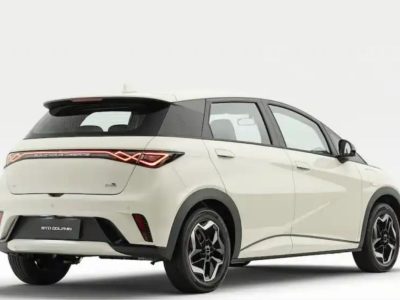 BYD Dolphin conquista liderança no varejo, superando EX2 e Dolphin Mini por 324 unidades