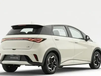 BYD Dolphin conquista liderança no varejo, superando EX2 e Dolphin Mini por 324 unidades