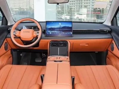 Volvo EX30 enfrenta queda de vendas enquanto rival quase R$ 20 mil mais acessível ganha mercado