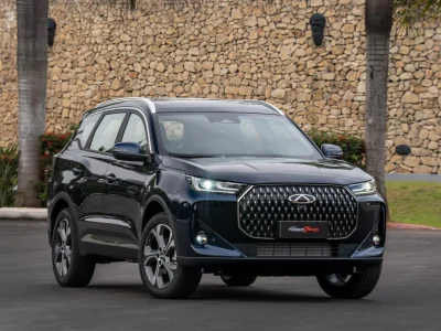 Novo Tiggo 7 traz design integrado e 7 airbags de série em todas as versões