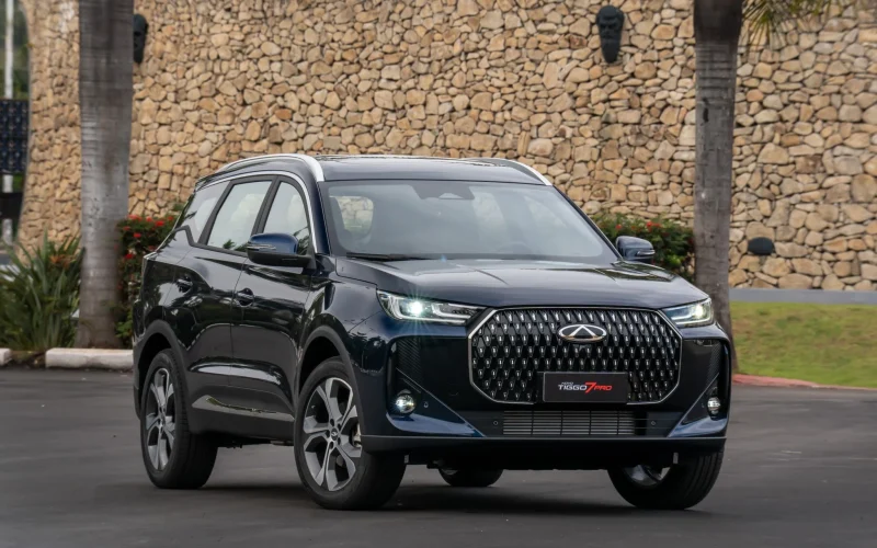 Novo Tiggo 7 traz design integrado e 7 airbags de série em todas as versões