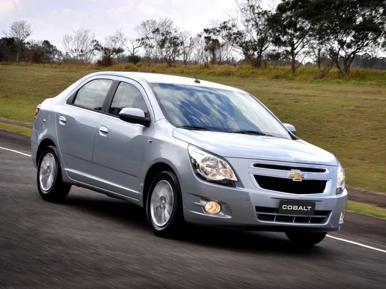 Chevrolet Cobalt 2014: 10 Fatos Que Provam Seu Custo-Benefício e Espaço