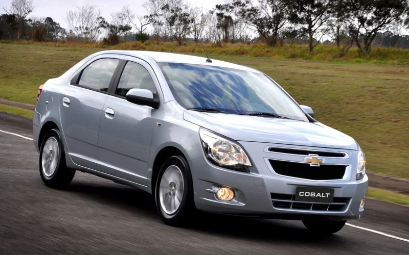 Chevrolet Cobalt 2014: 10 Fatos Que Provam Seu Custo-Benefício e Espaço