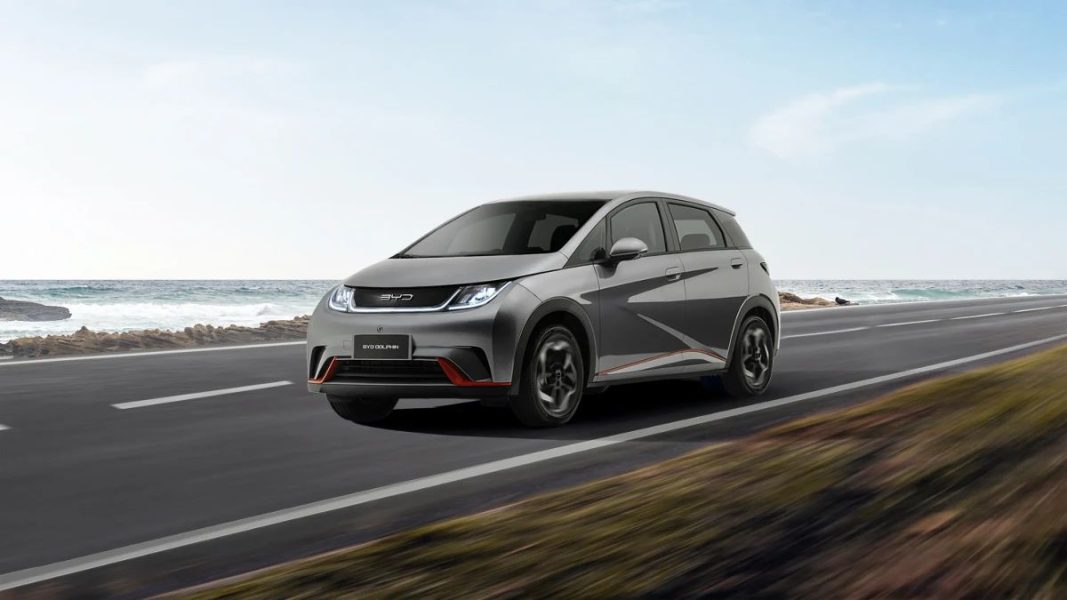 Elétricos dominam vendas: BYD Dolphin e Geely EX2 lideram ranking de julho