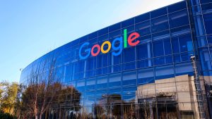 Mudanças de liderança no Google impactam equipes de IA e pesquisas futuras