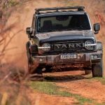 GWM Tank 300 TerraForce: SUV Off-Road com 394 cv e 74 km de autonomia elétrica