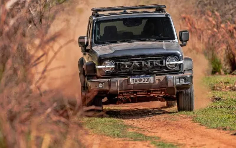 GWM Tank 300 TerraForce: SUV Off-Road com 394 cv e 74 km de autonomia elétrica