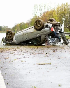 Dicas de segurança essenciais para evitar riscos em capotamentos de veículos