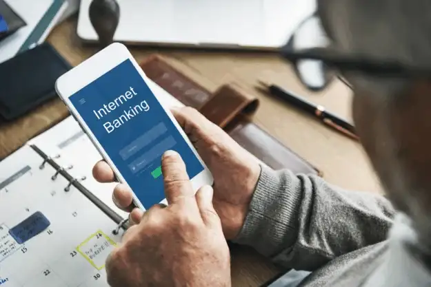 Como escolher o melhor banco digital: recursos essenciais e comparação
