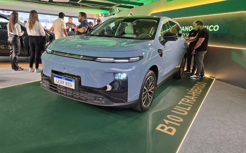 Leapmotor apresenta B10 REEV com extensor de autonomia no Festival Interlagos
