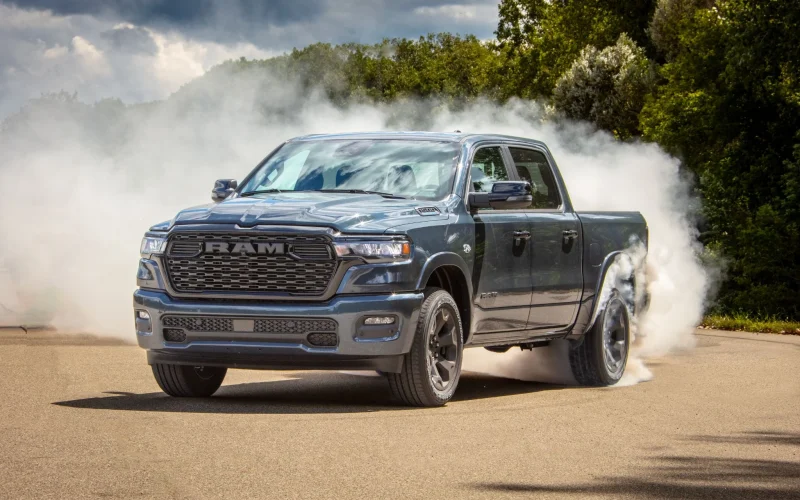 Ram 1500 V8 será relançada no Brasil em 2027 com novidades na configuração