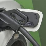 Vendas de carros elétricos e híbridos alcançam recorde no Brasil