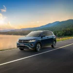 T-Cross 2027 ganha câmbio de oito marchas e versão Urban com novidades