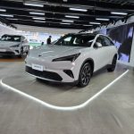 BAIC lança SUVs elétricos Arcfox T1 e T5 no Brasil a partir de novembro