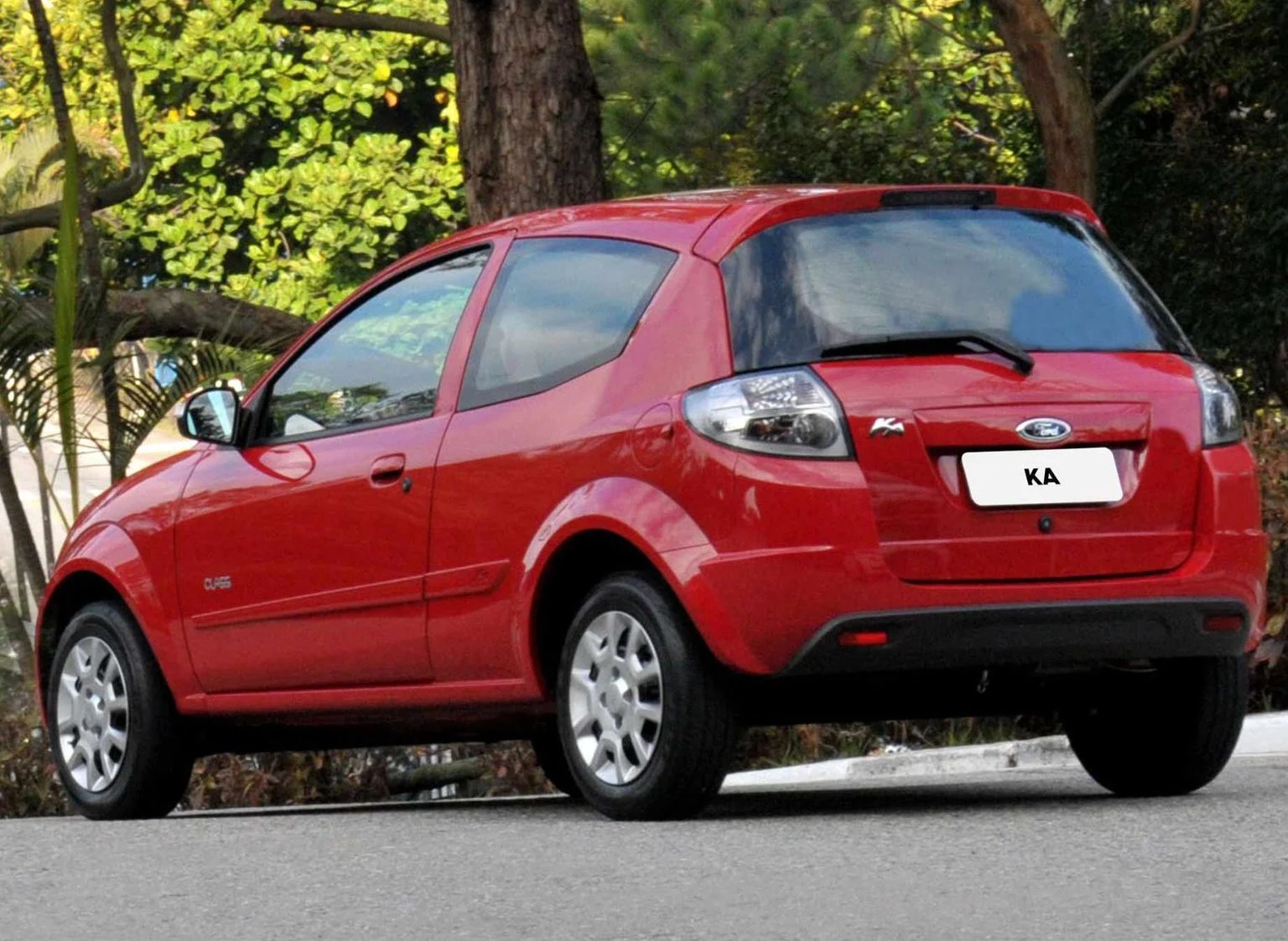 iPhone Duo a R$ 31 mil: 10 carros usados que custam preço similar Ford Ka 2013