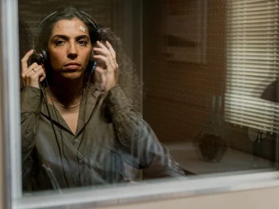 ‘90 Decibéis’ chega ao Tela Quente nesta segunda-feira na TV Globo
