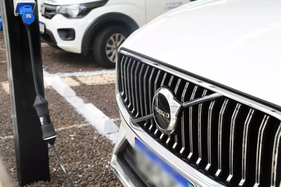 Carros elétricos em Mato Grosso do Sul enfrentam desafios de infraestrutura para viagens