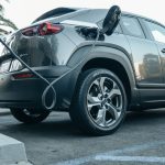 Exigências do governo chinês podem tornar carros elétricos mais acessíveis no Brasil