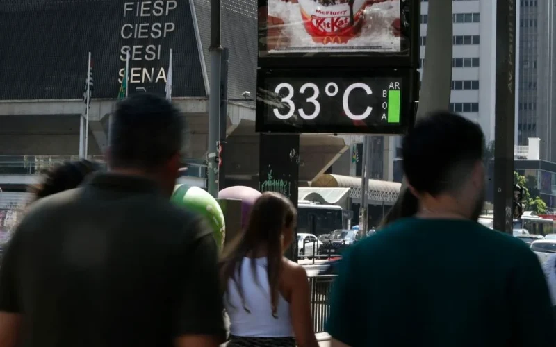 Primavera inicia com onda de calor e alerta vermelho em seis estados
