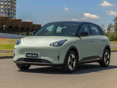 Geely inicia vendas diretas com preços a partir de R$ 104 mil para EX2