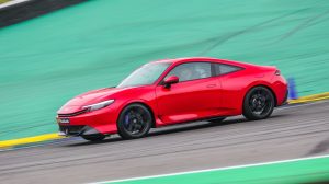 Honda Prelude é reintroduzido com design icônico e desempenho notável