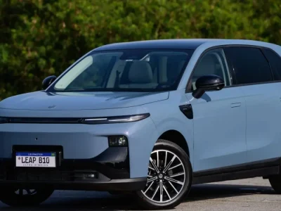 Leapmotor B10 REEV: Vantagens e desvantagens do SUV com extensor de autonomia