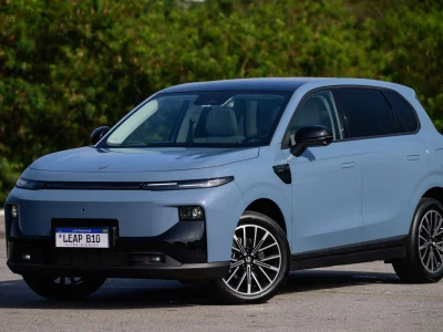 Leapmotor B10 REEV: autonomia de até 900 km e preço competitivo a R$ 179.990