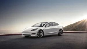 Acidente fatal com Tesla Model 3 levanta questões sobre o Autopilot