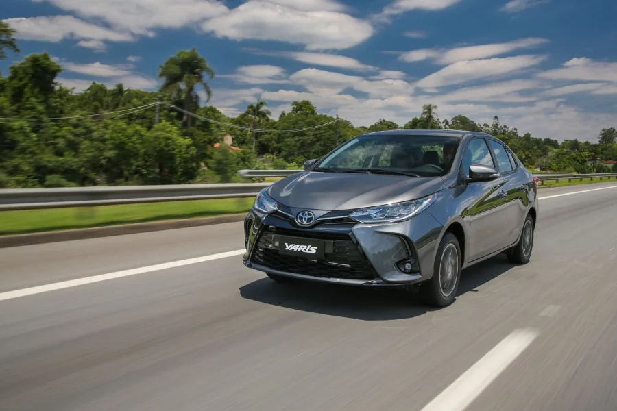 10 aspectos do Toyota Yaris Sedan que você precisa saber antes de comprar
