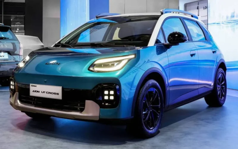 GAC apresenta Aion UT Cross, hatch elétrico com visual aventureiro e suspensão elevada
