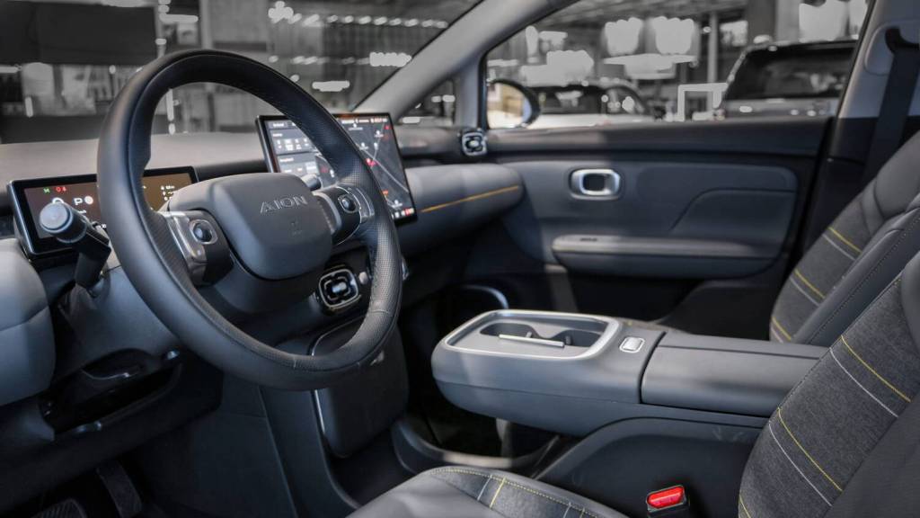 Interior do Aion UT Cross