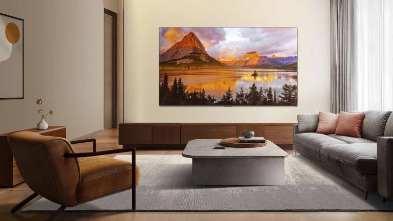 Smart TV TCL QLED de 55" com desconto na Amazon: agora por R$ 1,6 mil