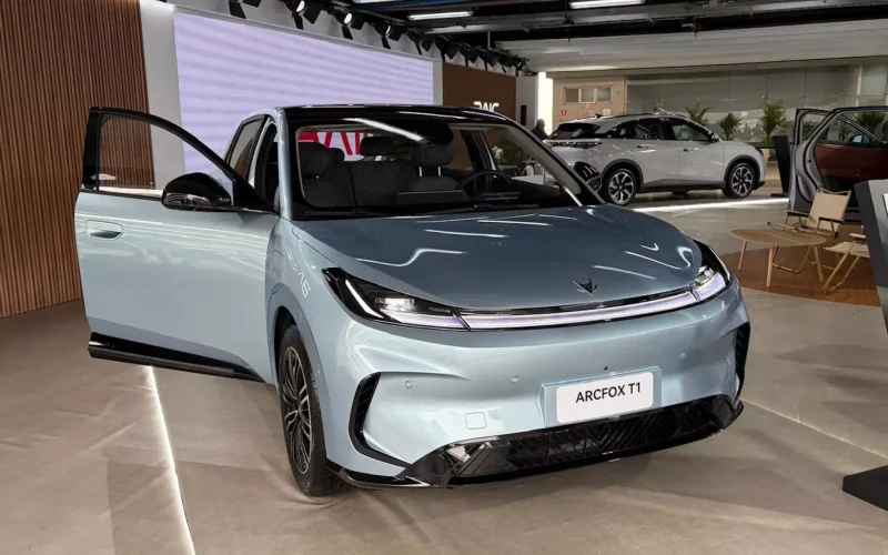 BAIC inicia operações no Brasil com a abertura de lojas e carros elétricos