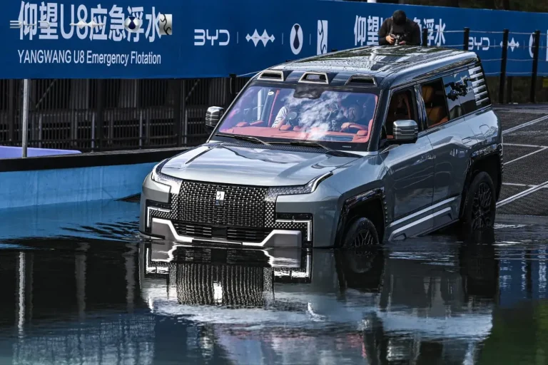 Yangwang irá lançar SUV flutuante e superesportivo no Brasil em 2027