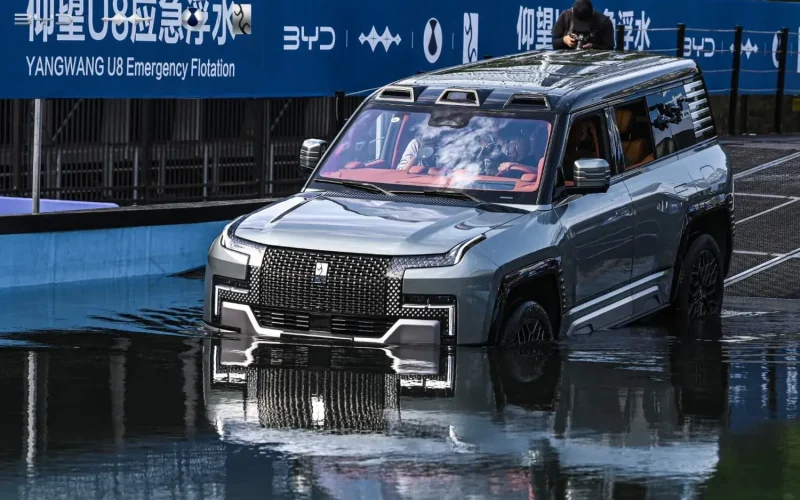 Yangwang irá lançar SUV flutuante e superesportivo no Brasil em 2027