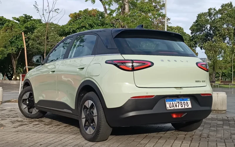 Mercado de Carros Elétricos: BYD Dolphin Mini se destaca em outubro enquanto EX2 perde vendas