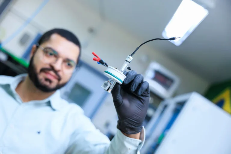 Unicamp desenvolve bateria de fluxo com design inovador e maior segurança