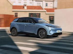BAIC Arcfox T1 chega ao Brasil em duas versões a partir de R$ 129.900