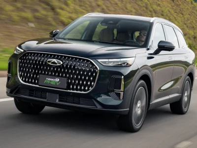 Caoa Chery Tiggo 9 versus Mitsubishi Outlander: qual SUV híbrido é melhor?