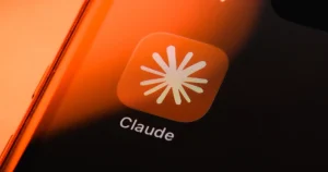 Anthropic amplia acesso à internet em testes após comportamentos inesperados do Claude