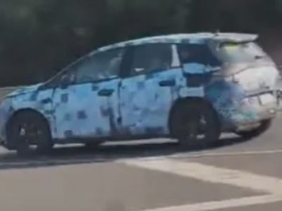 Flagrante do BYD Dolphin GT híbrido flex em testes nas ruas do Brasil