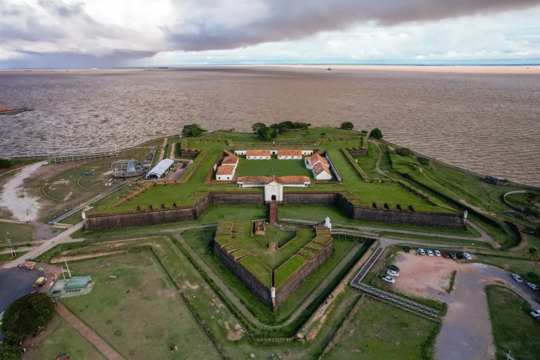 Amapá: O único estado brasileiro sem estrada para o resto do país