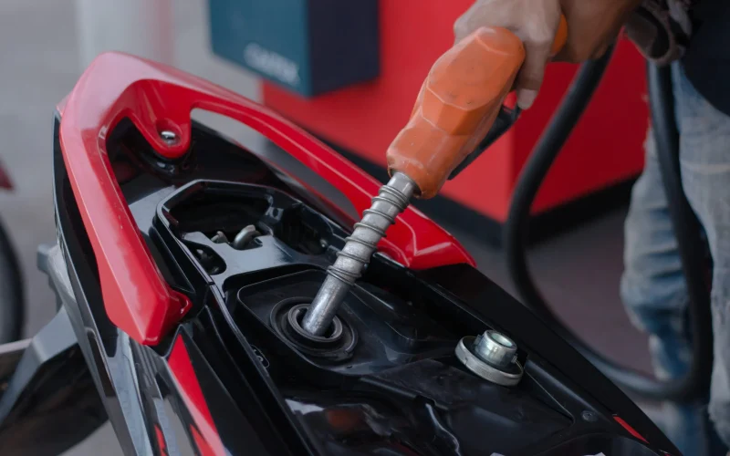 Aumento para E35 pode dificultar fiscalização e gerar fraudes em posto de gasolina
