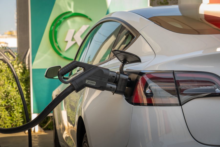 Preferência crescente por carros elétricos entre brasileiros é impulsionada pelo preço da gasolina