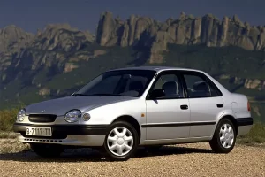 O fracasso da oitava geração do Toyota Corolla e o risco de seu fim